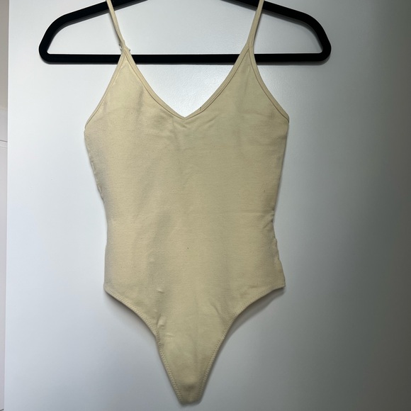 Aritzia Sunday Best Bodysuit - Picture 1 of 6